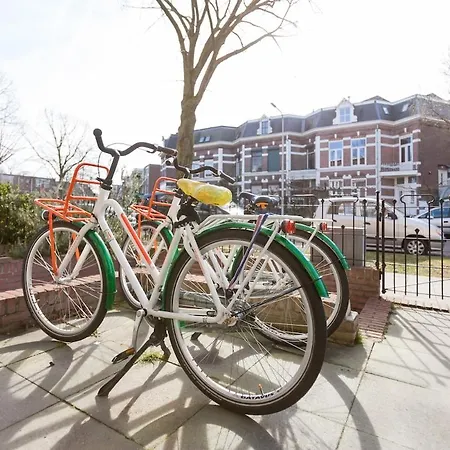 Independent Basement Apartamento *