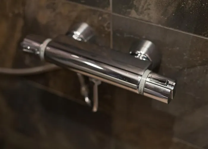 Independent Basement Appartamento *