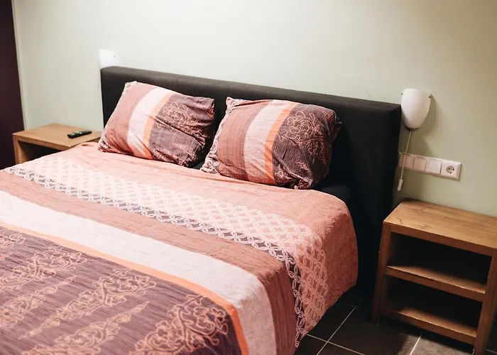 Independent Basement Apartamento *