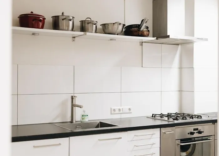 Independent Basement Apartamento